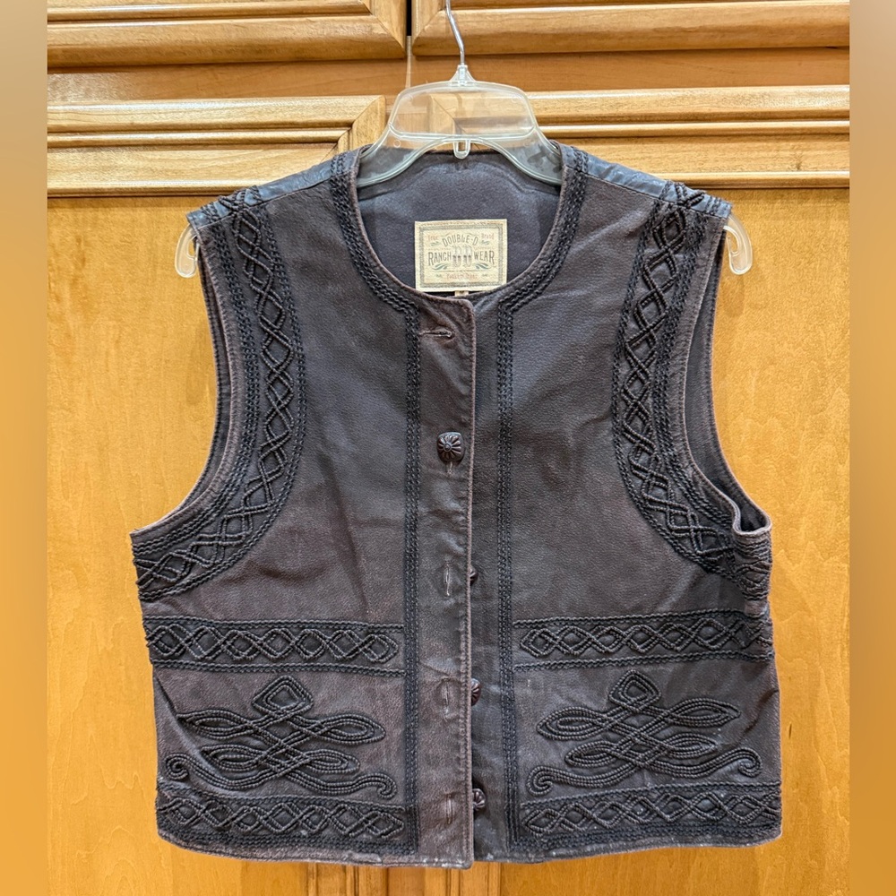 Double D Ranchwear Brown Leather Embroidered Vest